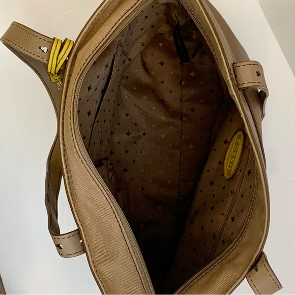 Fossil Taupe/Tan Leather Tote - Picture 9 of 17